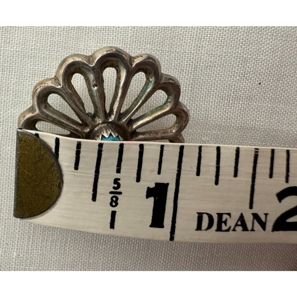 Native American Flower Turquoise Sand Cast Sterling Silver Stud Earrings 12 gr - Picture 5 of 7